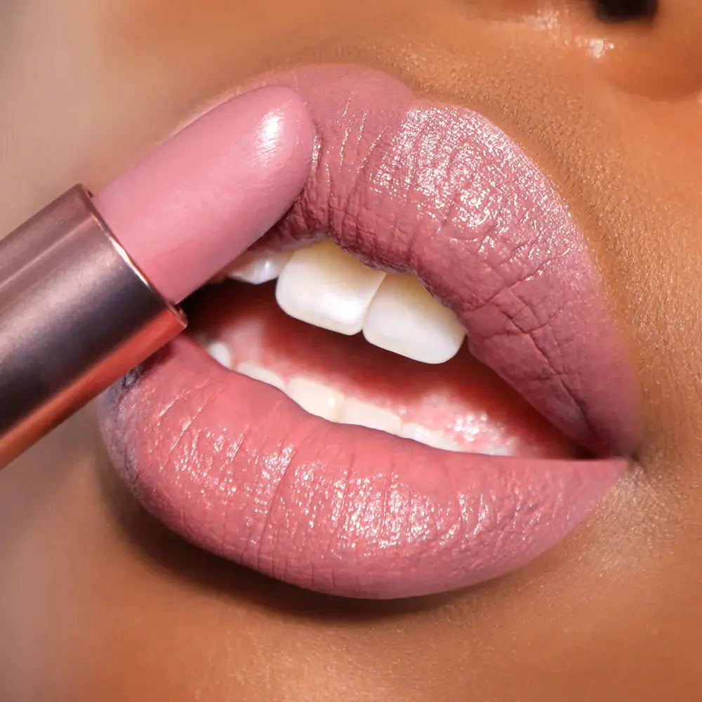 MOIRA Lip Goddess Lipstick NAZ Beauty Shop Panama