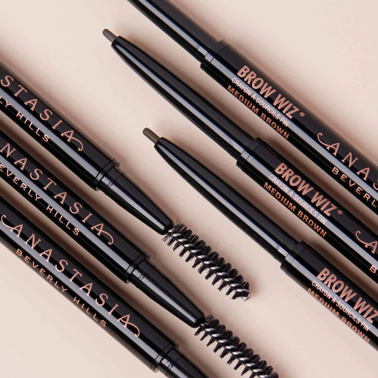 ANASTASIA BEVERLY HILLS Brow Pencil – Lápiz de Cejas Ultra Fino Trazo Natural Múltiples Tonos | Maquillaje Premium