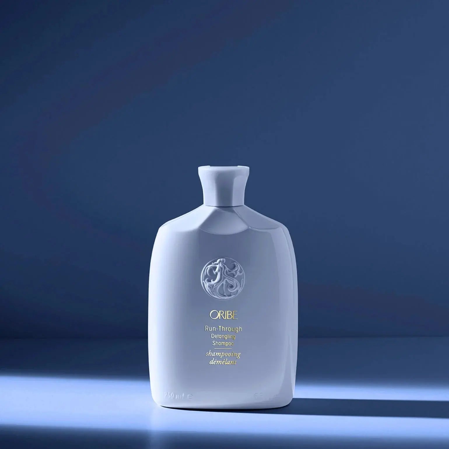 ORIBE Run Through Detangling Shampoo 8.5 oz. NAZ Beauty Shop Panama