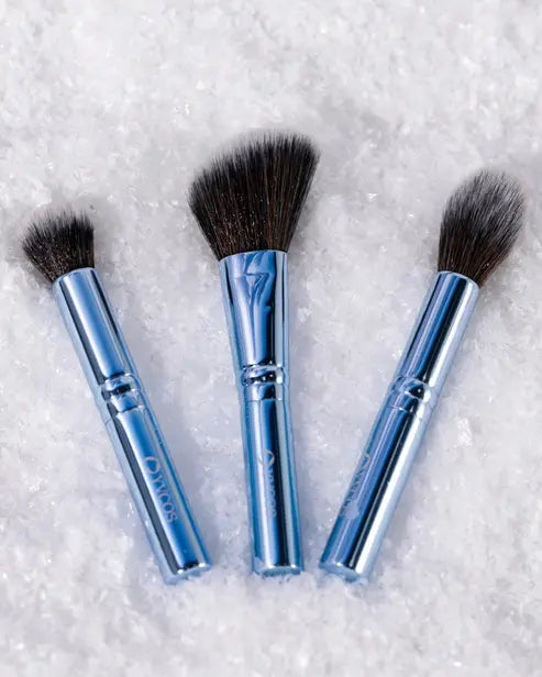 YVCOS Holiday Mini Brush Set set de mini brochas de maquillaje compactas marca panameña comprar en NAZ Beauty Shop Panama