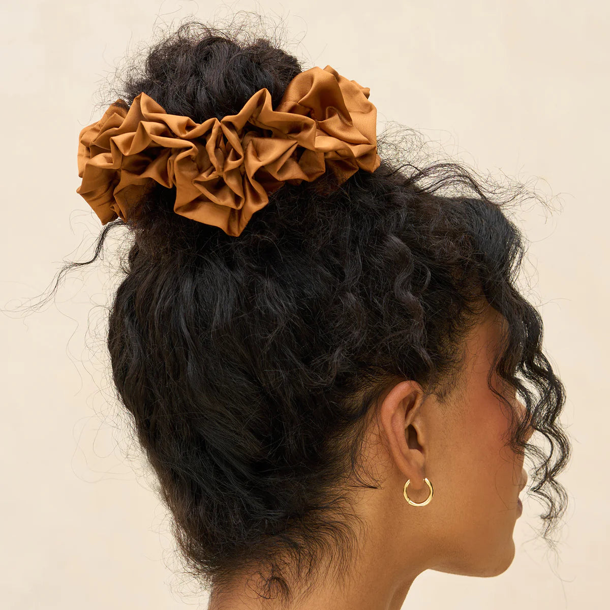 KITSCH Ruffle Scrunchie
