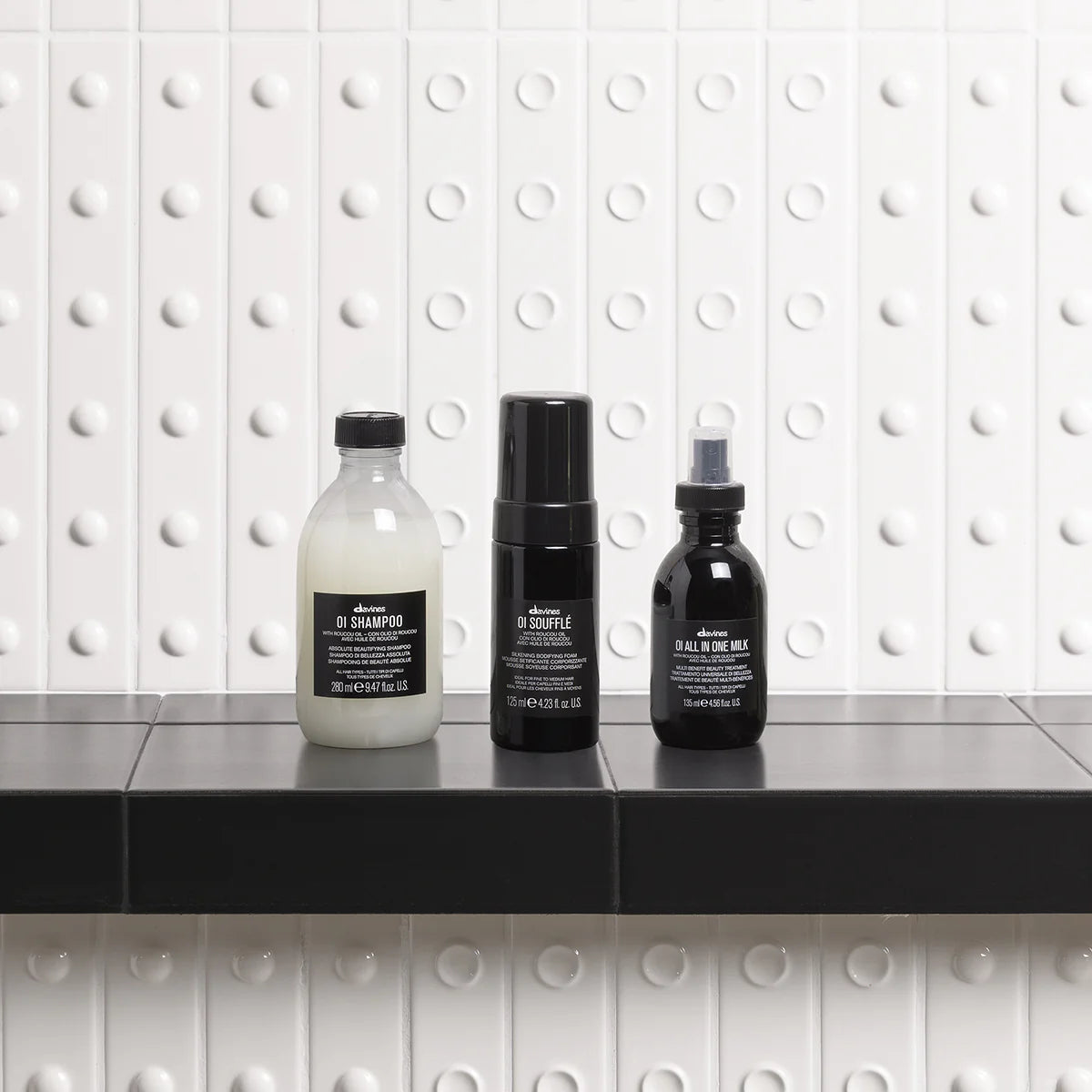 DAVINES OI Soufflé – Textura aireada que modela sin rigidez ni efecto casco, cabello suave y móvil | NAZ Beauty Panamá