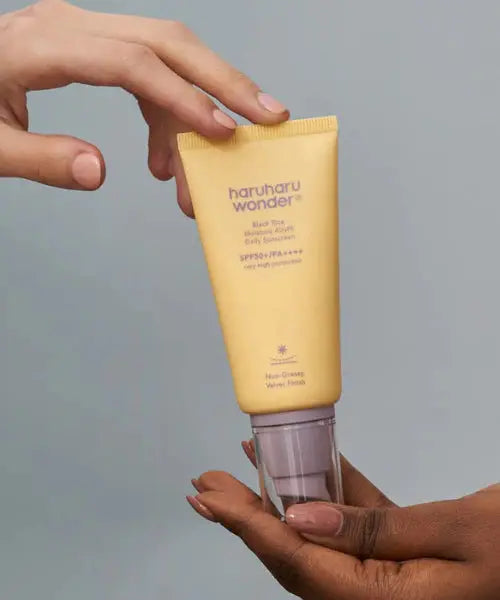 HARUHARU Black Rice Moisture Airyfit Daily Sunscreen SPF50+ PA++++ NAZ Beauty Shop Panama