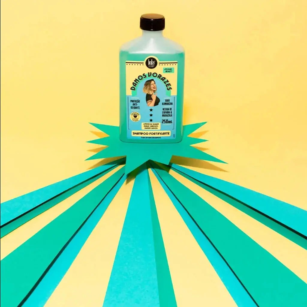 LOLA Danos Vorazes Shampoo NAZ Beauty Shop Panama