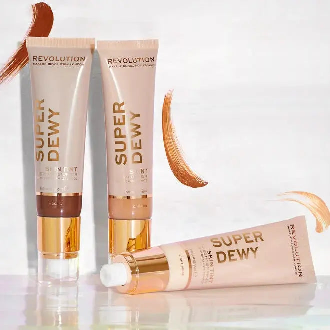REVOLUTION Super Dewy Tinted Moist NAZ Beauty Shop Panama
